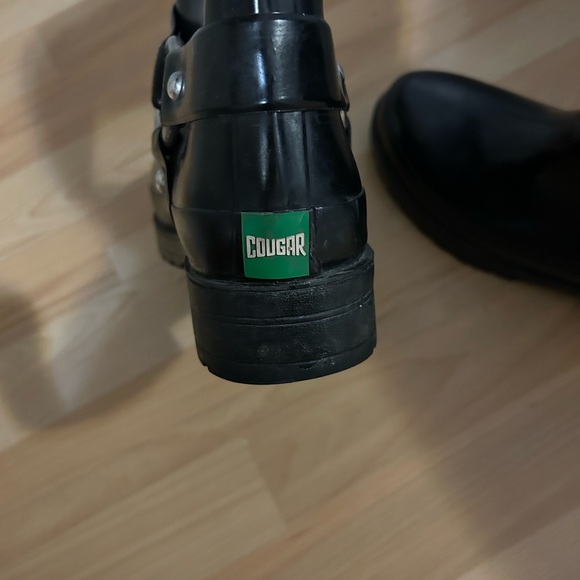 Never worn rubber Cougar boots!! - Picture 4 of 4